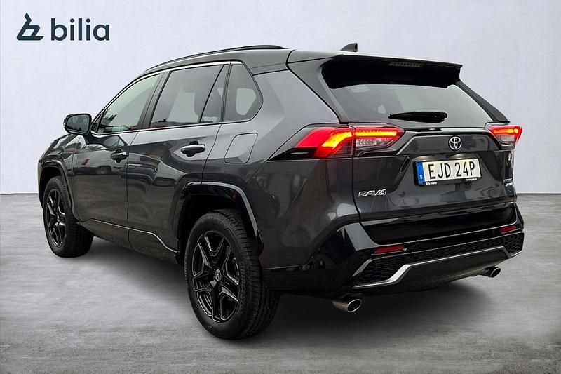 Begagnad Toyota RAV4 Hybrid Sport 224 HK (164 kW) 2024 Grå SUV