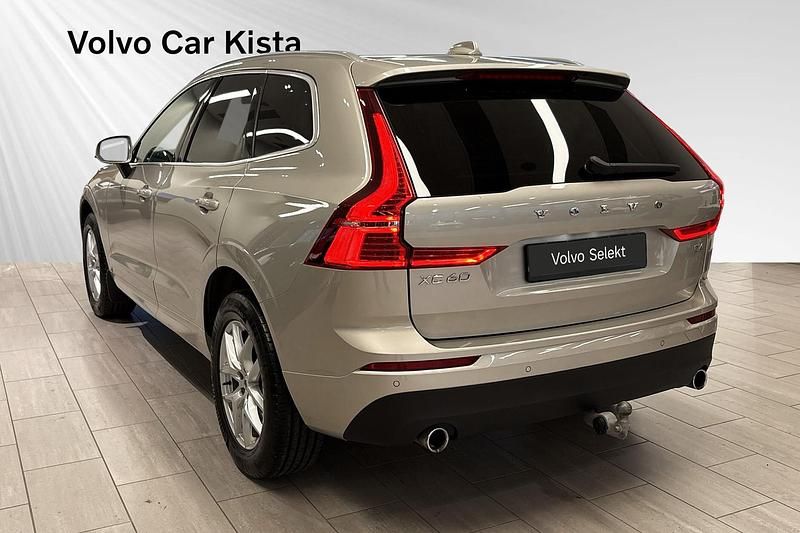 Begagnad Volvo XC60 Momentum 192 HK (141 kW) 2020 Ljusbrun SUV