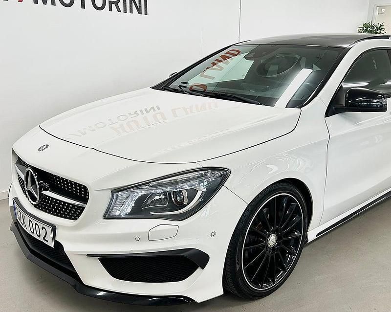 Begagnad Mercedes CLA250 Shooting Brake AMG 211 HK (155 kW) 2015 Vit Kombi