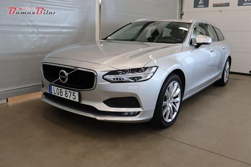 Silver Begagnad 2018 Volvo V90 Momentum Kombi | 219 900 kr (Marknadspris) - Bild 1/4
