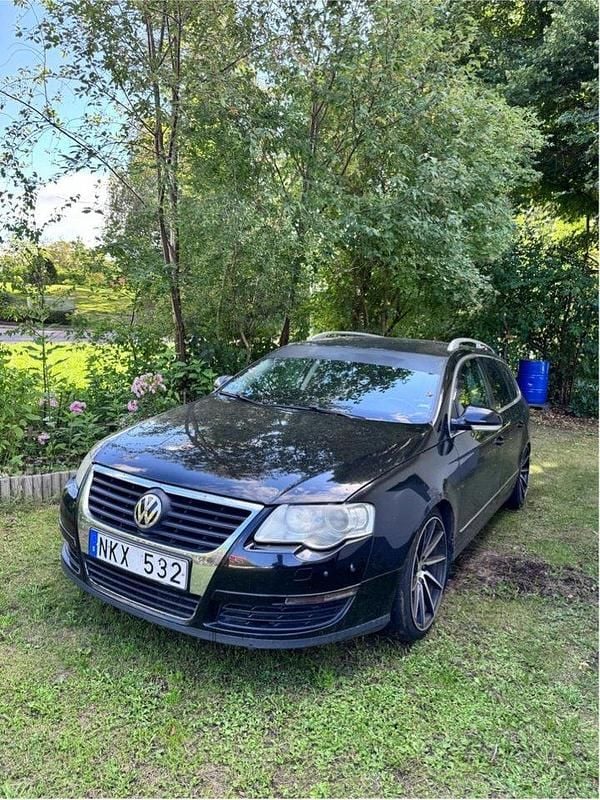 Svart Begagnad 2009 VW Passat GT Kombi | 20 000 kr (Bra pris) - Bild 1/4