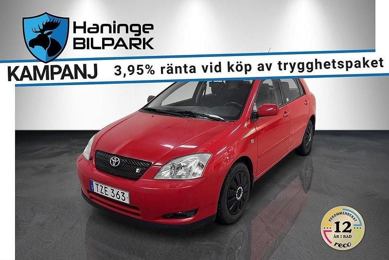 Röd Begagnad 2002 Toyota Corolla Halvkombi | 49 995 kr (Marknadspris) - Bild 1/3