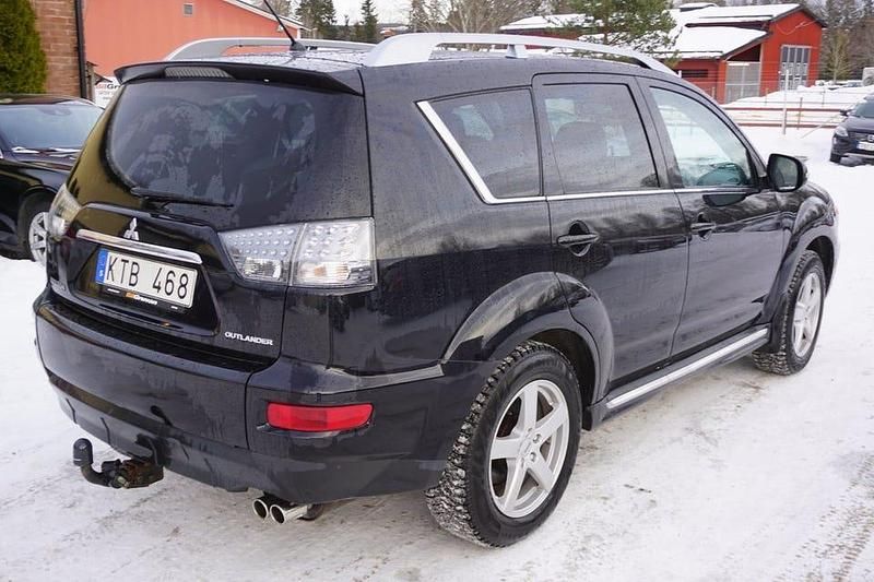 Begagnad Mitsubishi Outlander 156 HK (114 kW) 2010 Svart SUV
