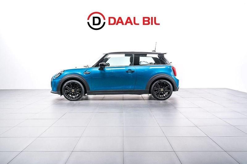 Blå Begagnad 2022 Mini Cooper SE Halvkombi | 214 700 kr (Marknadspris) - Bild 1/4