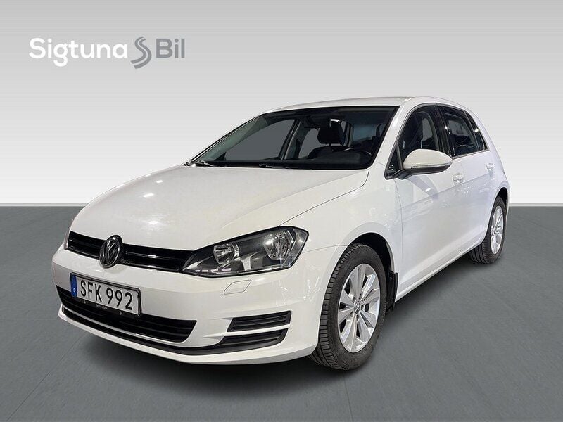 Vit Begagnad 2014 VW Golf VII Halvkombi | 119 900 kr (Marknadspris) - Bild 1/3