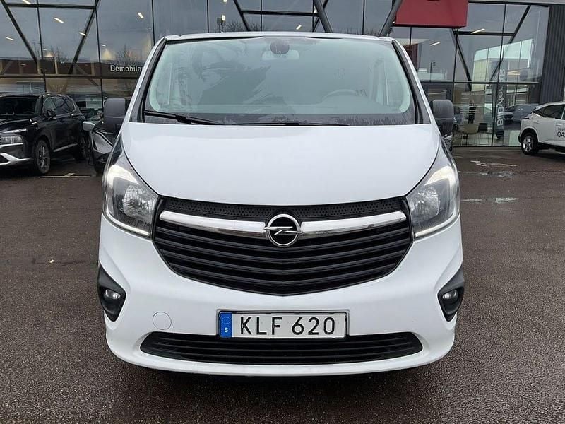 Begagnad Opel Vivaro 126 HK (92 kW) 2018 Vit Minibuss