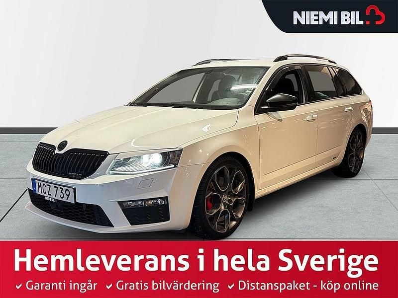 Begagnad Skoda Octavia RS 184 HK (135 kW) 2015 Vit Kombi