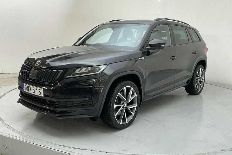 Svart Begagnad 2019 Skoda Kodiaq SportLine SUV | 279 900 kr - Bild 1/4