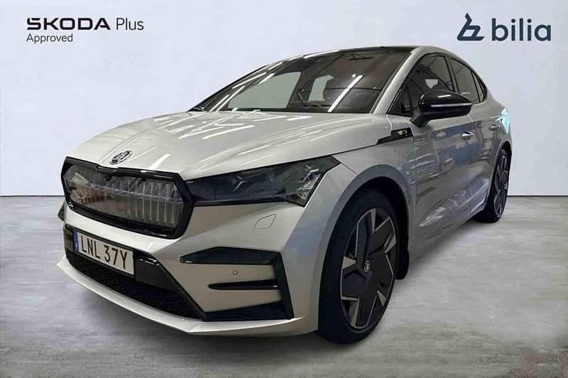 Silver Begagnad 2024 Skoda Enyaq iV RS SUV | 559 500 kr - Bild 1/1