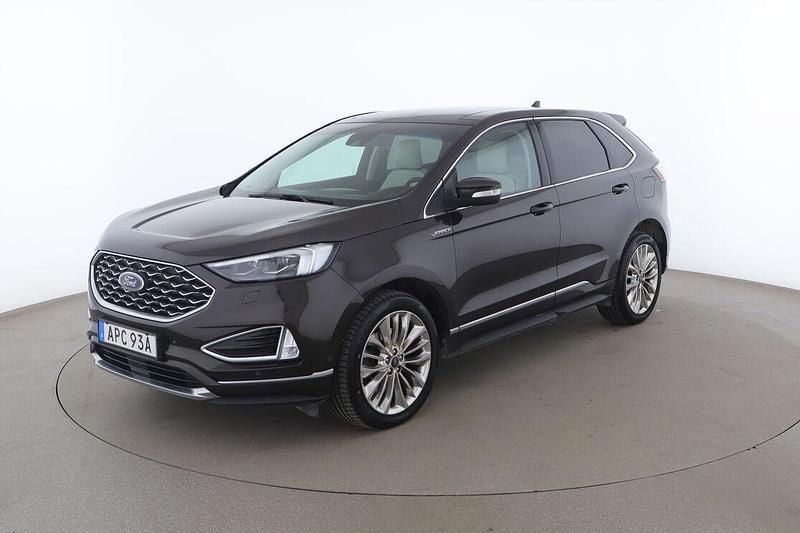 Grå Begagnad 2019 Ford Edge Titanium SUV | 290 000 kr (Marknadspris) - Bild 1/3