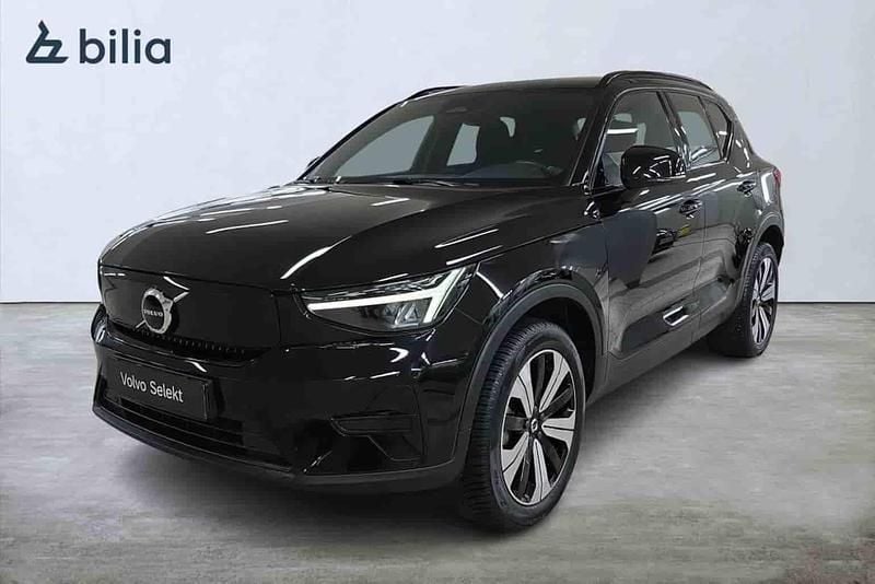 Svart Begagnad 2023 Volvo XC40 Single Motor SUV | 339 000 kr - Bild 1/1