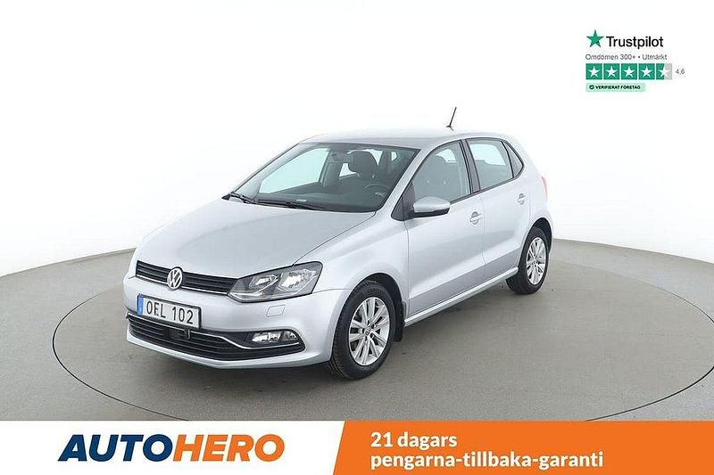 Silver Begagnad 2016 VW Polo Halvkombi | 116 000 kr (Lite dyr) - Bild 1/4