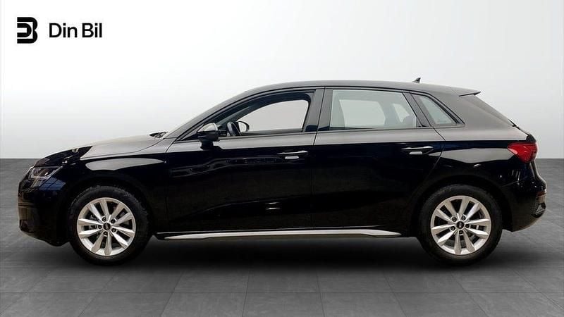 Begagnad Audi A3 Proline 150 HK (110 kW) 2022 Brilliantsvart Sedan