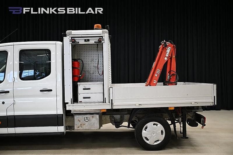 Begagnad Ford Transit 170 HK (125 kW) 2019 Flerfärgad Sedan