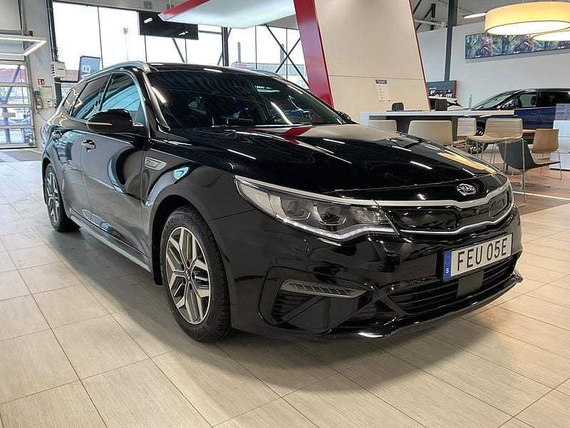 Begagnad Kia Optima Advance 205 HK (150 kW) 2019 Svart Kombi