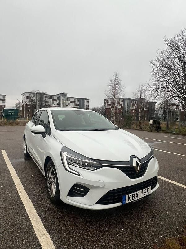 Begagnad 2020 Renault Clio V Halvkombi | 135 000 kr (Bra pris) - Bild 1/4