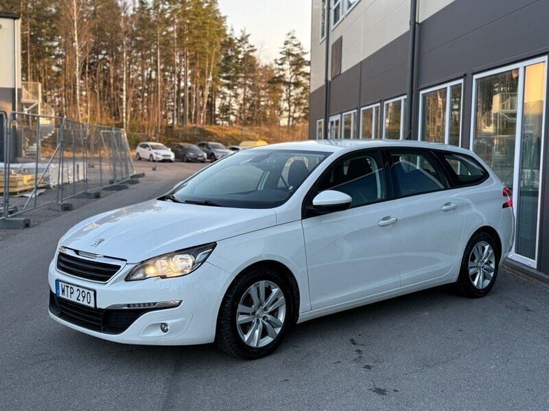 Vit Begagnad 2015 Peugeot 308 Active Kombi | 79 900 kr (Bra pris) - Bild 1/4