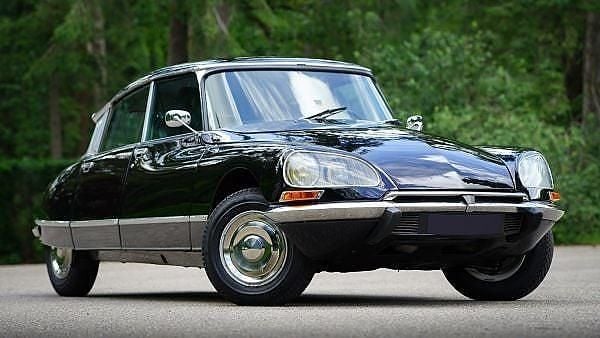 Begagnad Citroën DS 131 HK (96 kW) 1974 Grå Sedan