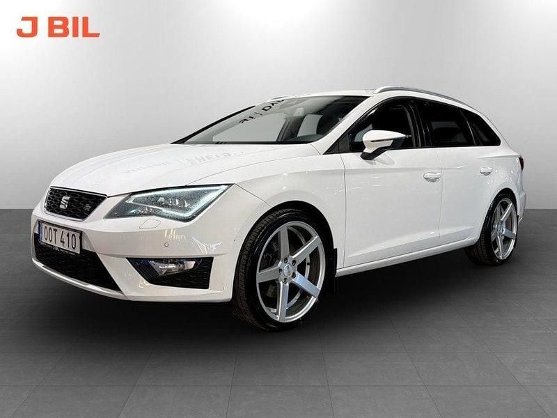 Vit Begagnad 2013 Seat Leon ST FR Kombi | 144 900 kr (Lite dyr) - Bild 1/3