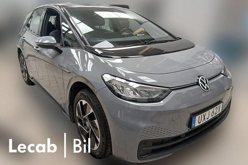 Grå Begagnad 2023 VW ID.3 Pro Performance Halvkombi | 274 500 kr (Marknadspris) - Bild 1/1