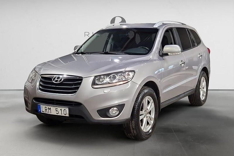 Grå Begagnad 2011 Hyundai Santa Fe SUV | 44 900 kr (Marknadspris) - Bild 1/4