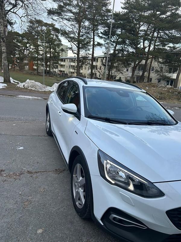 Begagnad Ford Focus Active 125 HK (91 kW) 2020