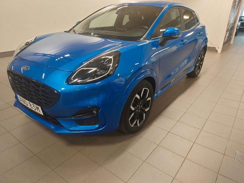 Blå Begagnad 2020 Ford Puma ST-Line SUV | 159 900 kr (Marknadspris) - Bild 1/4