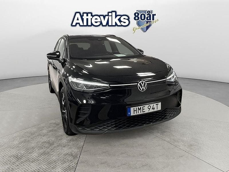 Svart Begagnad 2022 VW ID.4 Pro Performance SUV | 334 900 kr (Bra pris) - Bild 1/4