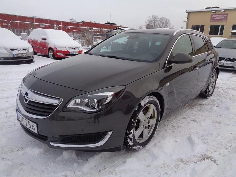 Grå Begagnad 2015 Opel Insignia Business Kombi | 74 900 kr (Bra pris) - Bild 1/4