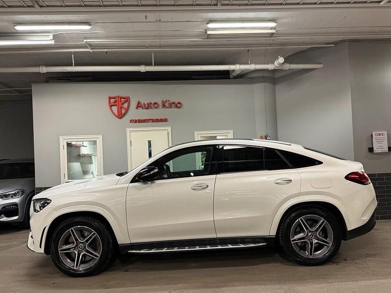Begagnad Mercedes GLE350 AMG line 320 HK (235 kW) 2023 Vit Sportkupé