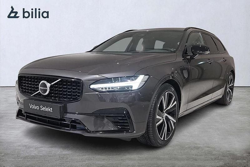 Grå Begagnad 2022 Volvo V90 R-Design Kombi | 489 000 kr (Marknadspris) - Bild 1/3