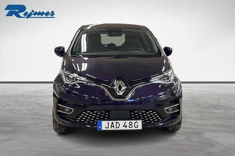 Begagnad Renault Zoe Iconic 100 kW (136 HK) 2022 Lila Halvkombi