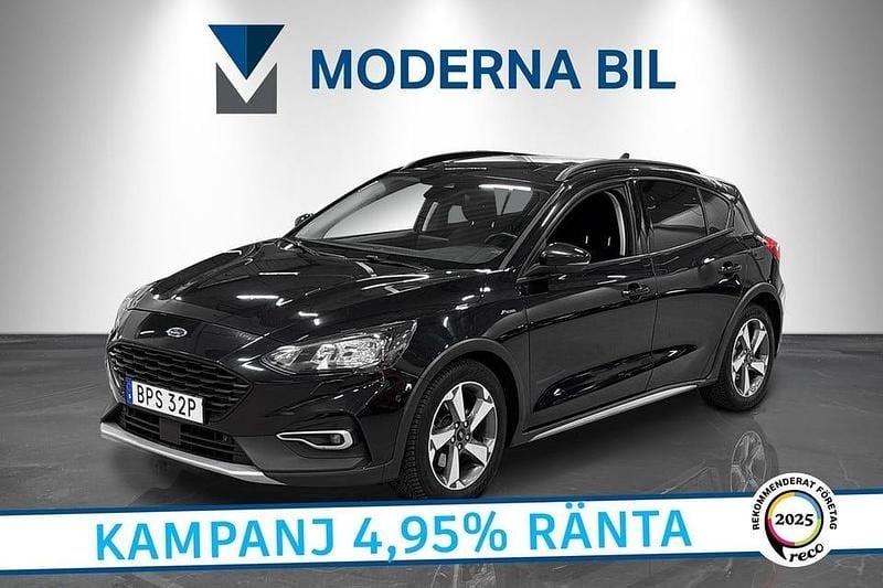 Svart Begagnad 2020 Ford Focus Active Halvkombi | 149 900 kr (Bra pris) - Bild 1/4