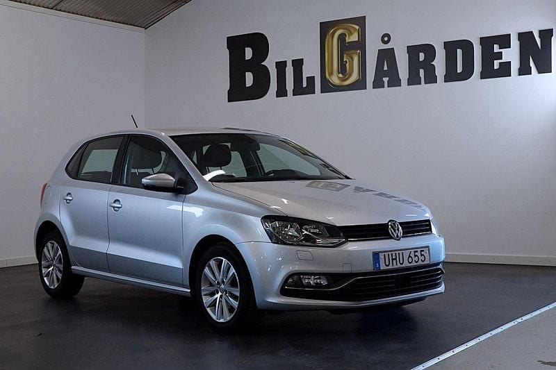Silver Begagnad 2016 VW Polo Halvkombi | 84 900 kr (Marknadspris) - Bild 1/4