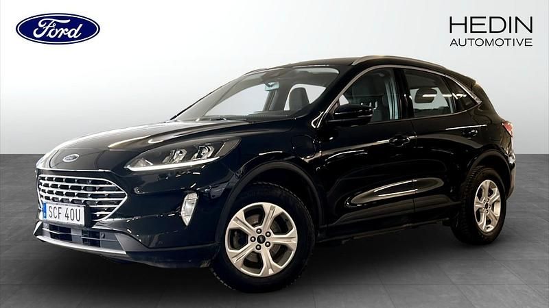 Svart (black) Begagnad 2022 Ford Kuga Titanium SUV | 254 900 kr (Marknadspris) - Bild 1/4