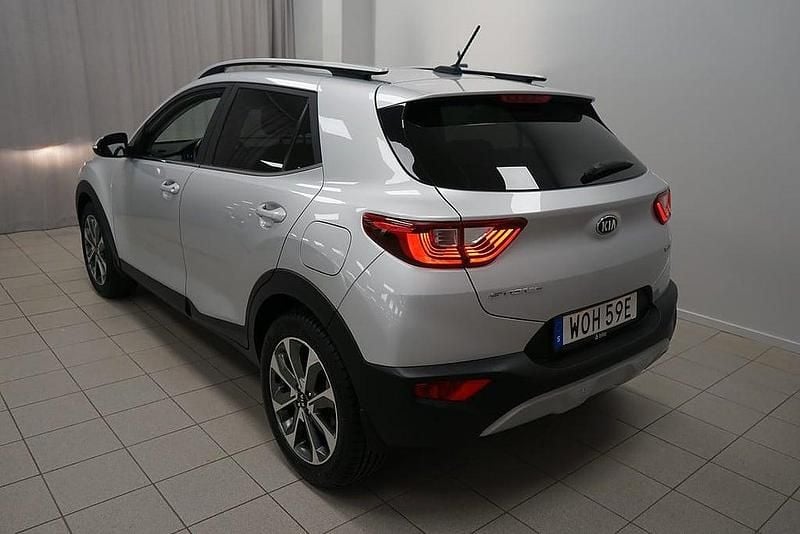 Begagnad Kia Stonic Plus 121 HK (88 kW) 2019 Grå SUV