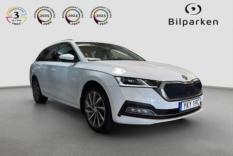 Vit Begagnad 2020 Skoda Octavia Kombi | 239 990 kr (Marknadspris) - Bild 1/4