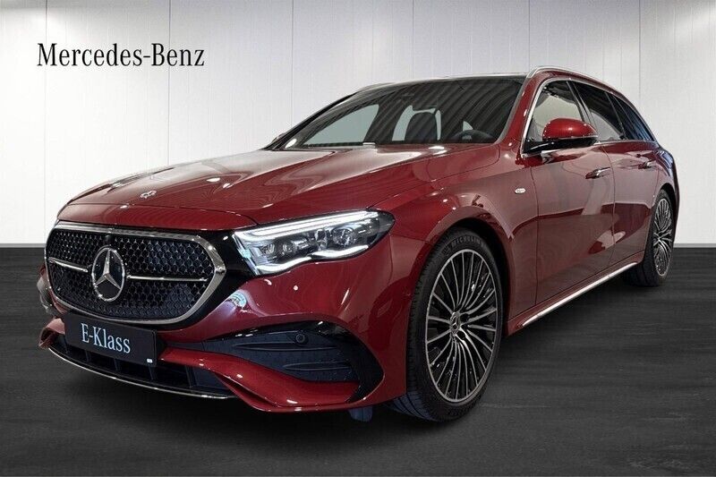 Röd (red) Ny 2025 Mercedes E300 Advanced Kombi | 851 900 kr (Dyr) - Bild 1/4