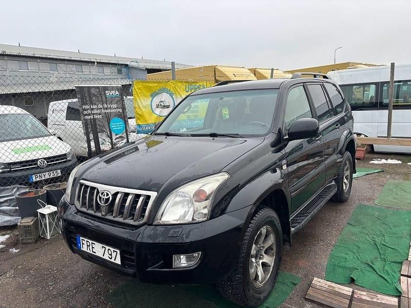 Begagnad Toyota Land Cruiser 173 HK (127 kW) 2007 Svart SUV