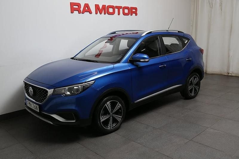 Blå metallic Begagnad 2020 MG ZS Luxury SUV | 139 900 kr (Bra pris) - Bild 1/3