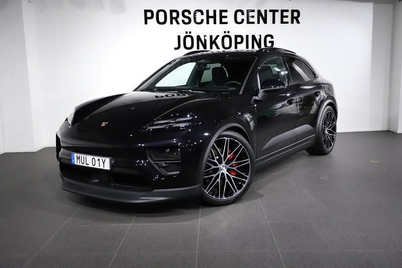Svart (black) Ny 2025 Porsche Macan SUV | 1 271 500 kr (Bra pris) - Bild 1/4