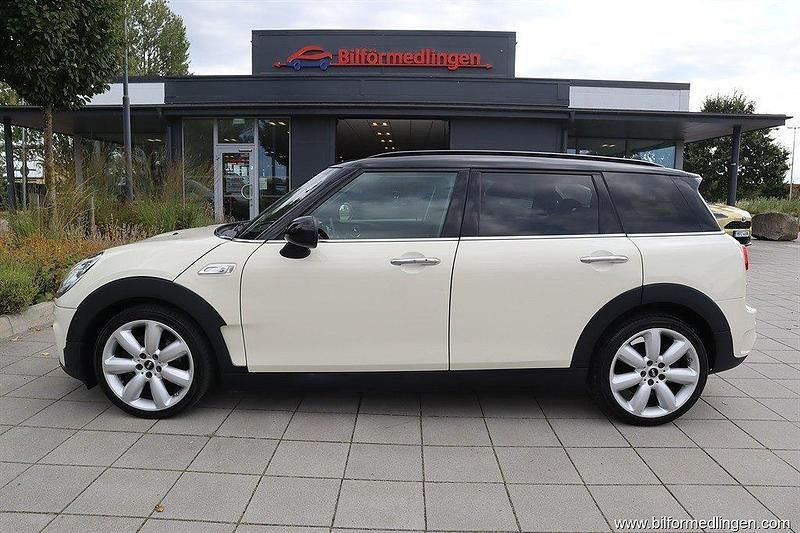 Vit Begagnad 2016 Mini Cooper SD Clubman Kombi | 149 900 kr - Bild 1/4