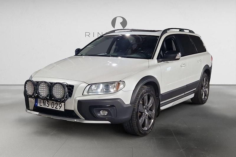 Vit Begagnad 2014 Volvo XC70 Dynamic SUV | 154 900 kr (Bra pris) - Bild 1/3