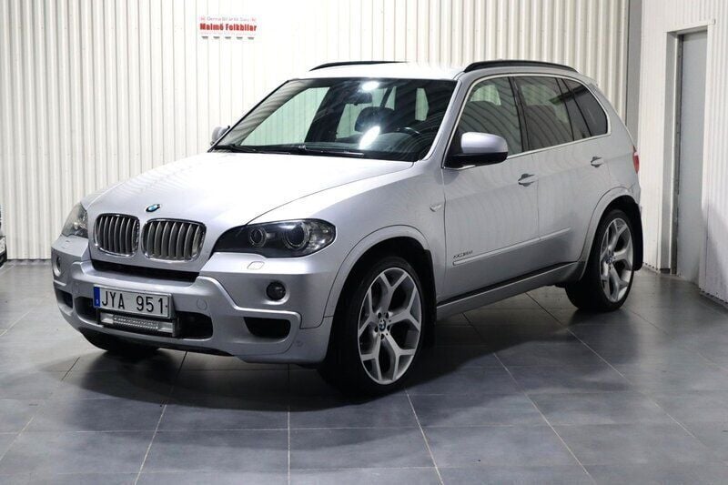 Ljusgrå Begagnad 2009 BMW X5 M Sport SUV | 159 900 kr (Dyr) - Bild 1/4