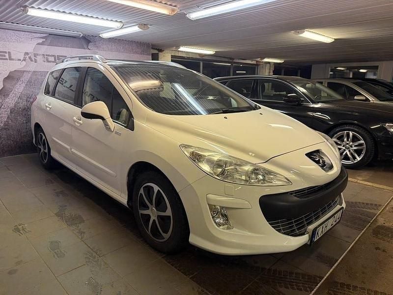 Begagnad Peugeot 308 SW 156 HK (114 kW) 2010 Vit Kombi
