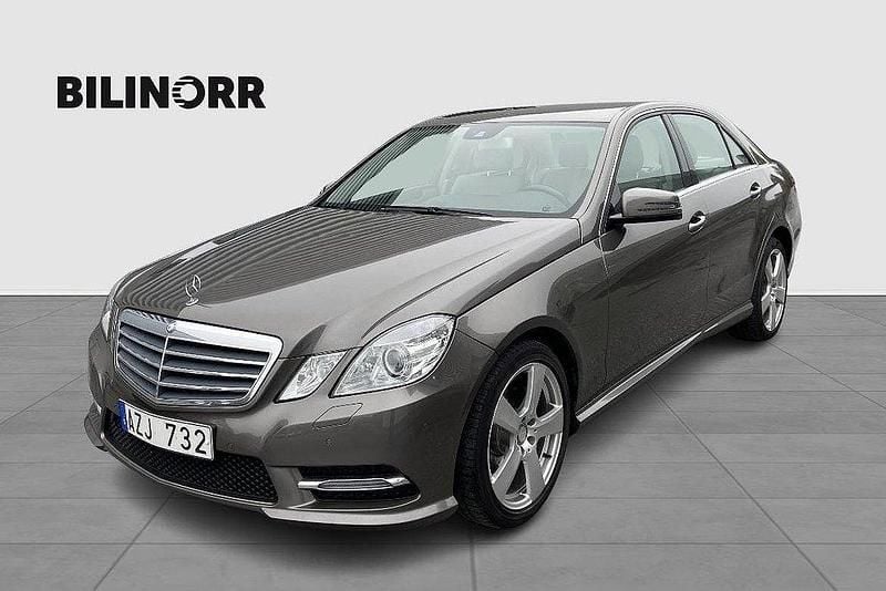 Mörkgrå Begagnad 2012 Mercedes E220 Sedan | 139 900 kr (Marknadspris) - Bild 1/4