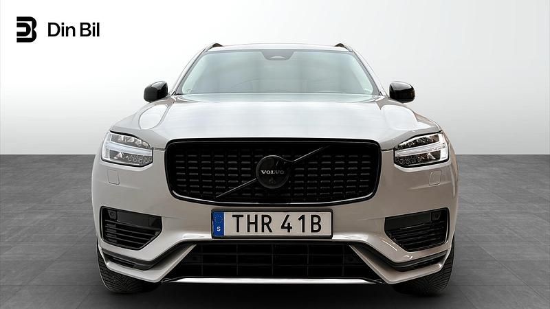 Begagnad Volvo XC90 310 HK (228 kW) 2022 Silver SUV