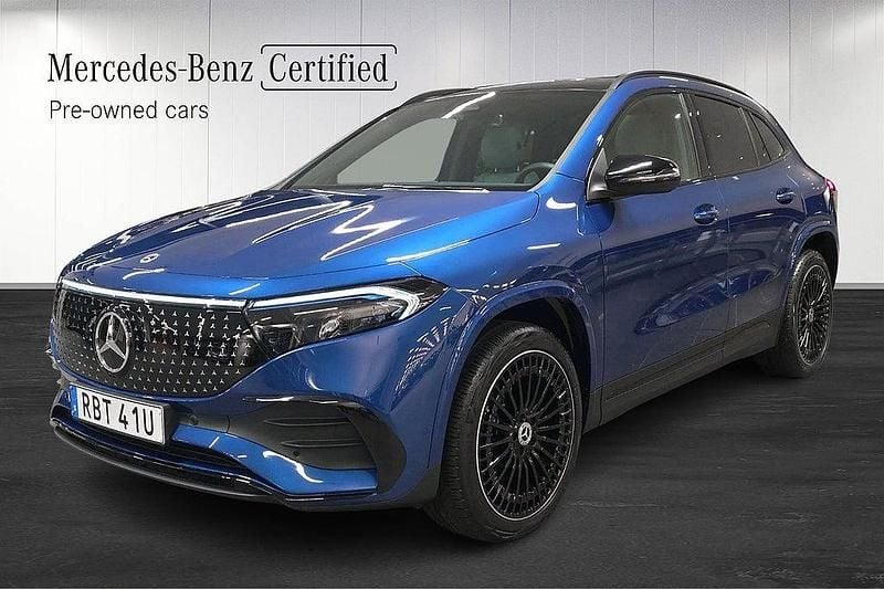 Blå Begagnad 2024 Mercedes EQA250+ AMG SUV | 479 000 kr (Bra pris) - Bild 1/4