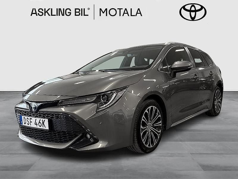 Begagnad Toyota Corolla Style 184 HK (135 kW) 2019 Grön Kombi