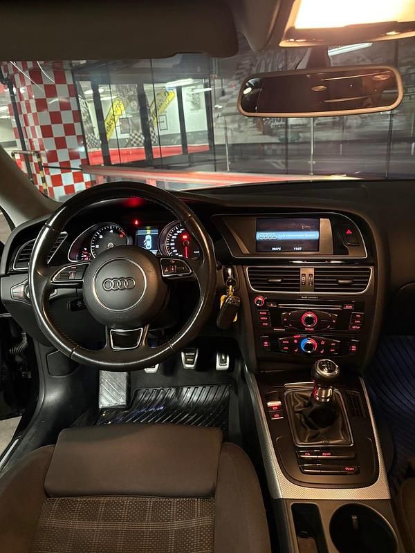 Begagnad 2015 Audi A5 Sportback Halvkombi | 120 000 kr (Superpris) - Bild 1/4